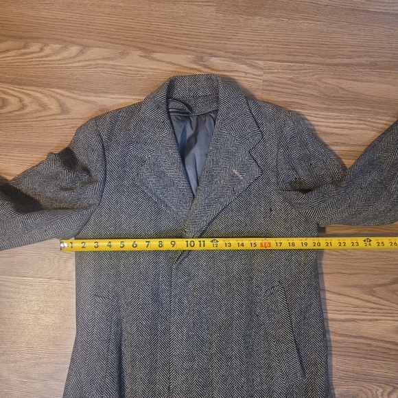 Classic Gray Herringbone Coat - Picture 16 of 16
